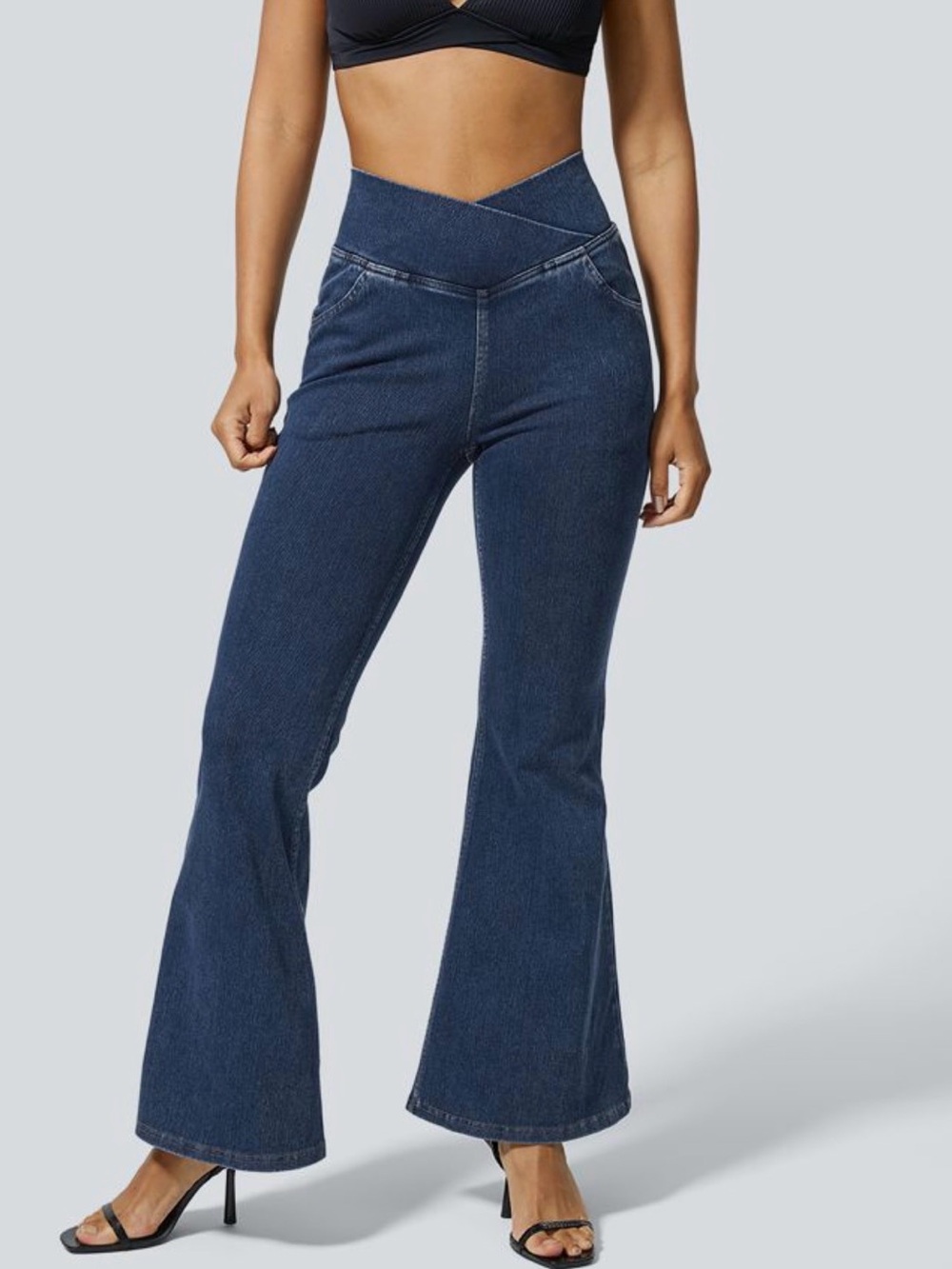 HALARA Flex™ High Waisted Crossover Pocket Washed Casual Jeans